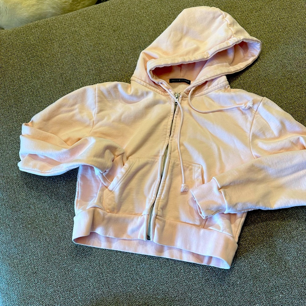 Baby pink crop hoodie